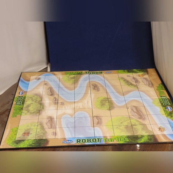 Think Fun Robot Turtles STEM Toy and Coding Board Game. Used Good Condition - Picture 6 of 7